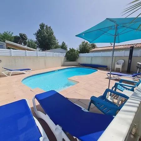 Maison Avec Piscine, Proche Et Commerces, 6 Pers - - Fr-1-777-36 Ferienhaus *