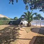 Hébergement de vacances Maison Avec Piscine, Proche Et Commerces, 6 Pers - - Fr-1-777-36